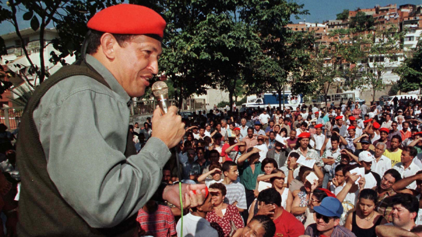 FOR RELEASE WITH STORY BC VENEZUELA - COUPSTER - Former Venezuelan coup leader Hugo Chavez Frias addresses a crowd of supporters in a poor residential area of Caracas January 31, 1998. Chavez, whose February 4,1992 military putsch failed and landed him in jail, is now running for president on a ticket of radical change. A fomer member of the Venezuelan military's special forces unit, Chavez says his military training was excellent preparation for politics and has pledged to dissolve Congress and halt foreign debt payments if he wins in the December 6 polls.

CHAVEZ