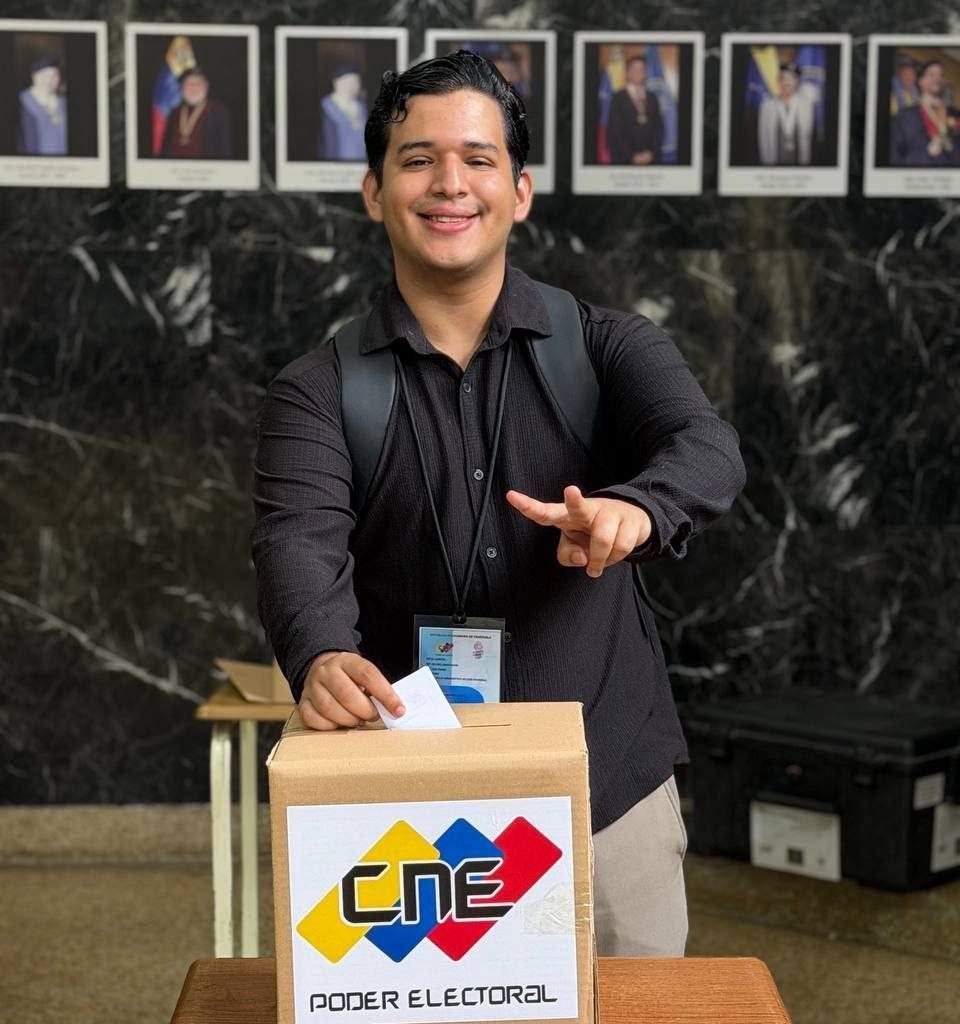 Participante consulta popular 2026